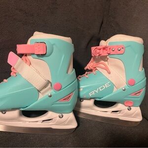 Kids Ice Skates - Pink and Blue